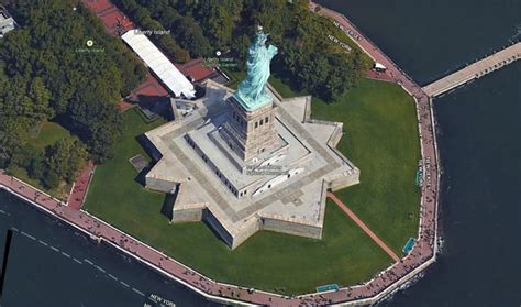 monumento google map|Statue of Liberty .